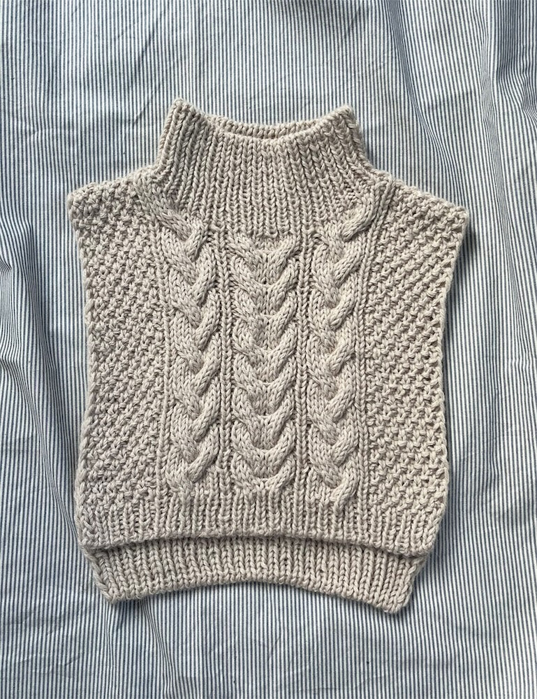 Siri Neck von LeKnit mit Aplakka Ull und Alpakka Folgetrad von Sandnes Garn 2