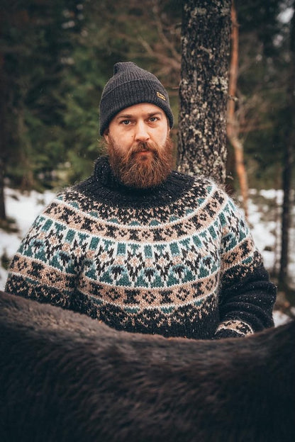 Arctic Summer Polar Sweater | fantastisches Muster aus Alafosslopi von Lopi Island