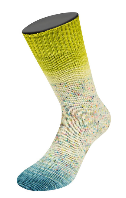 Meilenweit Sockenwolle DIP | feine Verläufe mit zarten Sprenklern