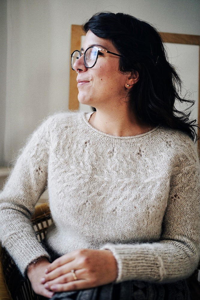 Wild Posy Sweater von Melody Hoffmann mit Plötulopi von Lopi Island 1