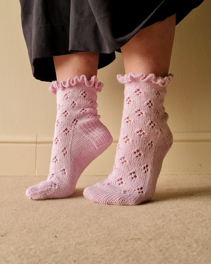 Midsummer Dancer Socks | charming ruffle socks with Cashmere Premium 