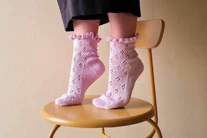 Midsummer Dancer Socks | charming ruffle socks with Cashmere Premium 