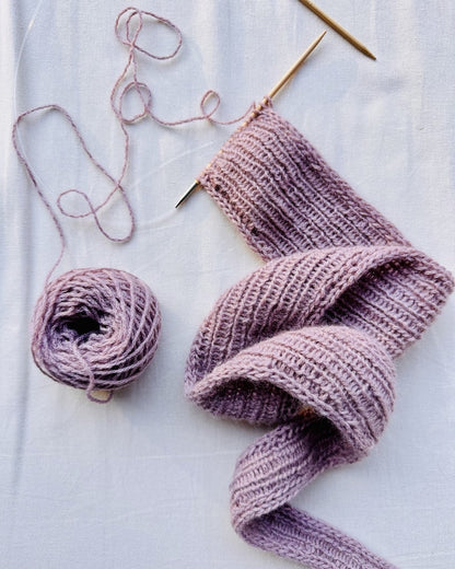 Mini-Tuch Perfect Day - Sandnes Cashmere | unglaublich weich aus Cashmere von Sandnes Garn