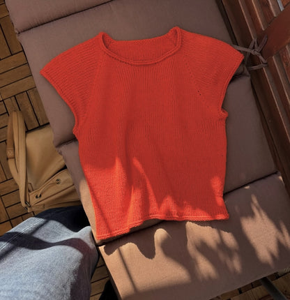 MINI Tee | simple and undeniably beautiful, made from Line by Sandnes Garn