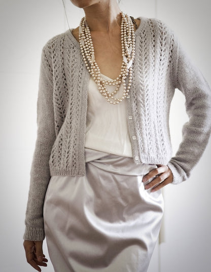 Leonie Cardigan | romantisch und weich aus Classic Cashmere von Cardiff