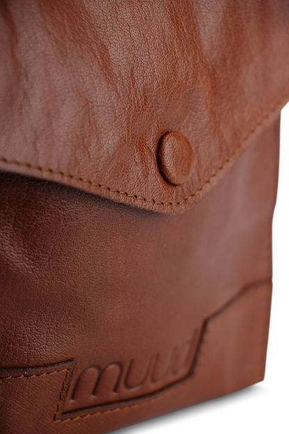 Betina needle case | with many compartments for needles and accessories 