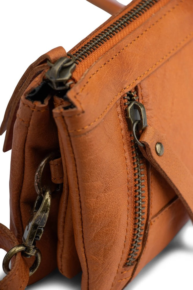 muud, Riga crossbody, braun, Detail