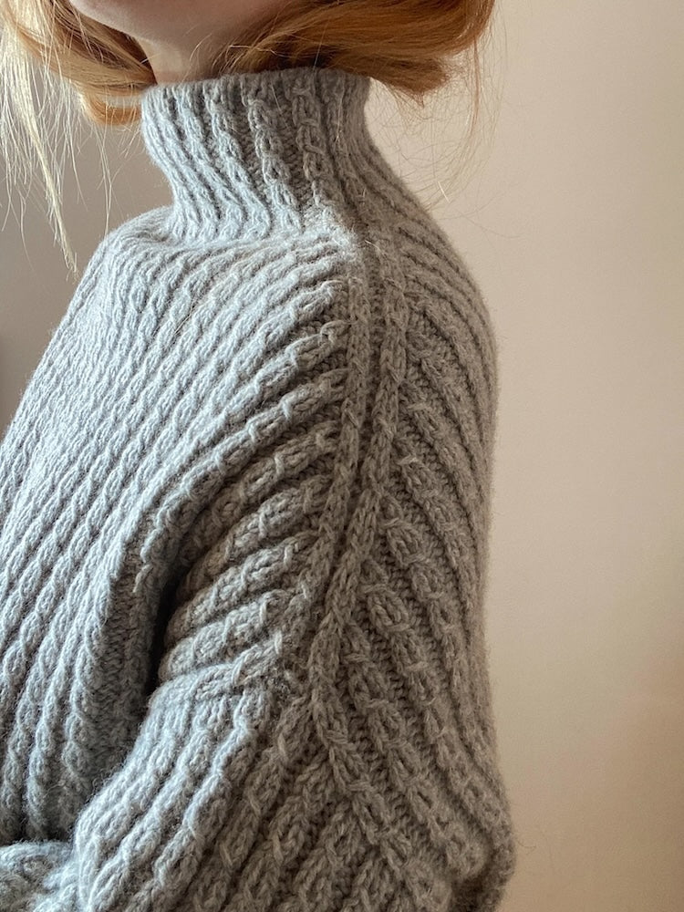 My Favourite Things Knitwear Sweater No. 19 mit Heavy Merino von Knitting for Olive 2