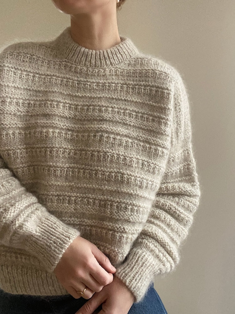 My Favourite Things Knitwear Sweater No.18 Alpakka All mit Tynn Silk Mohair von Sandnes Garn 1