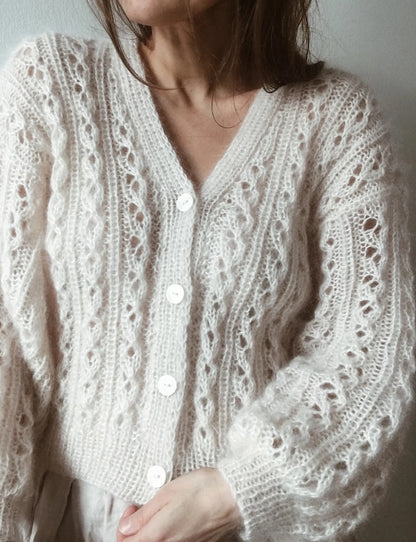 Cardigan No. 6 | zarter Cardigan mit Soft Silk Mohair von Knitting for Olive