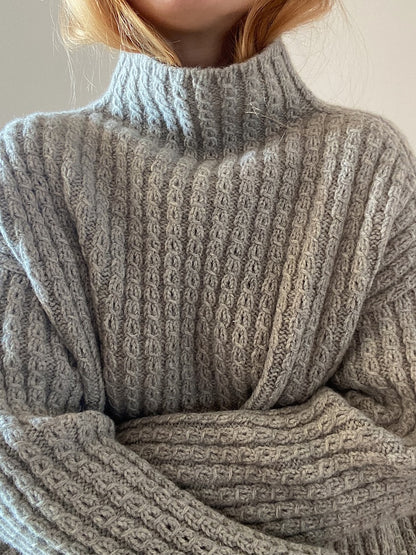 Maglione n. 19 | oversize con motivo a trecce in Merino pesante di Knitting for Olive
