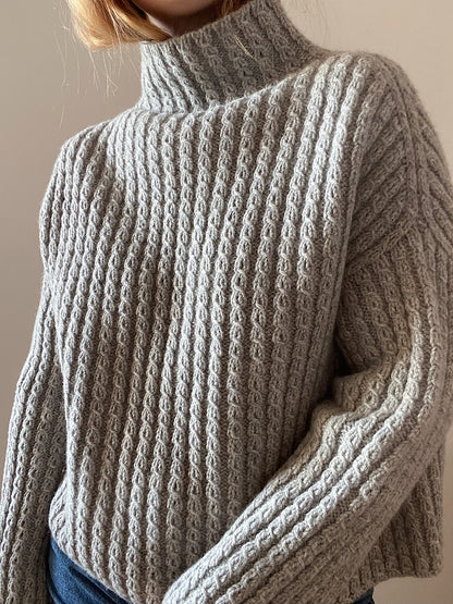 Maglione n. 19 | oversize con motivo a trecce in Merino pesante di Knitting for Olive