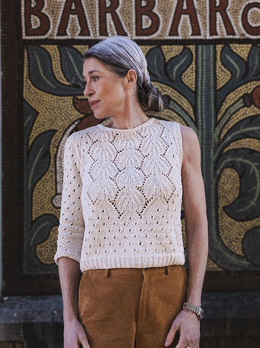 Yua Shirt | romantisches Lacemuster aus Line von Sandnes Garn