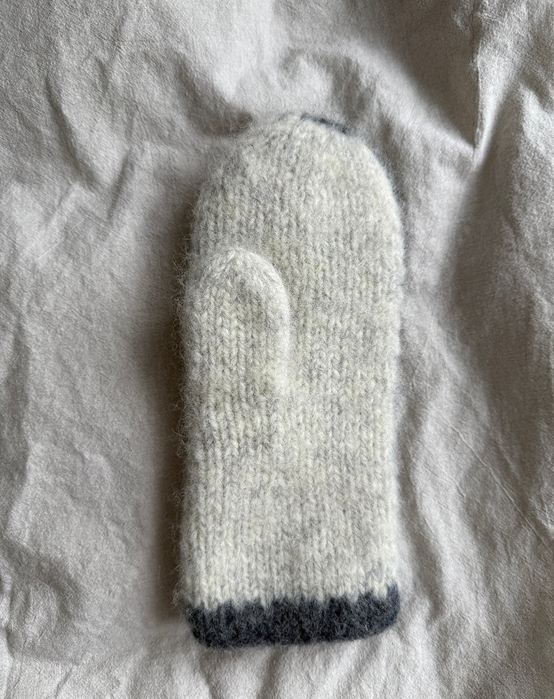 Novemberknits Io Mittens mit Fritidsgarn von Sandnes Garn 5