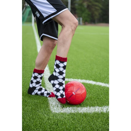 Wollsocken Bookazine | 9 traumschöne Anleitungen mit sportlichen Motiven