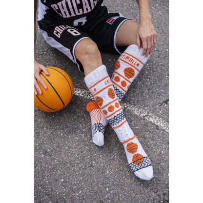 Wollsocken Bookazine | 9 traumschöne Anleitungen mit sportlichen Motiven