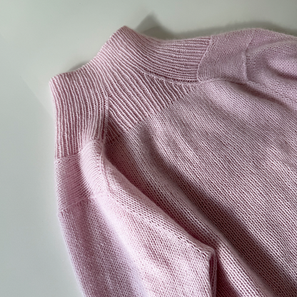 Arrow-pusero | erittäin imarteleva ja pehmeä, valmistettu Pascualin Cashmere 6/28 -langasta