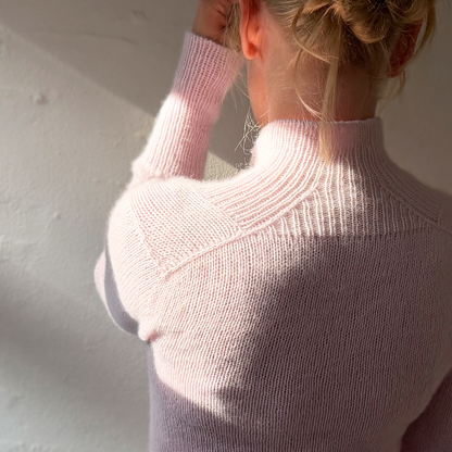 Arrow-pusero | erittäin imarteleva ja pehmeä, valmistettu Pascualin Cashmere 6/28 -langasta