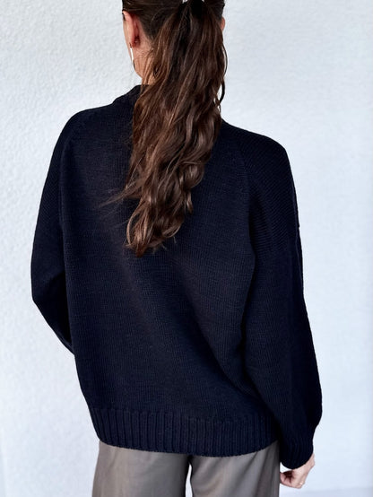 Verfijnde schoudertrui | nonchalant elegant van Lovely Merino Treat van Rosy Green Wool