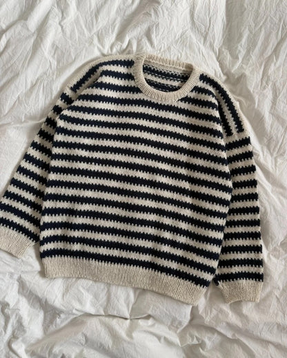 Otto Sweater Man | kontrastreiche Streifen aus Atlas von Sandnes Garn