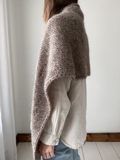 Autumn Tales Shawl | leicht und warm aus Plötulopi von Lopi Island