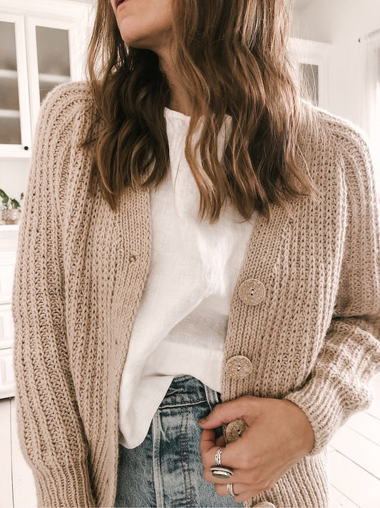 Seasons Cardigan | fraglos klassisch schön aus Alpakka Ull von Sandnes Garn