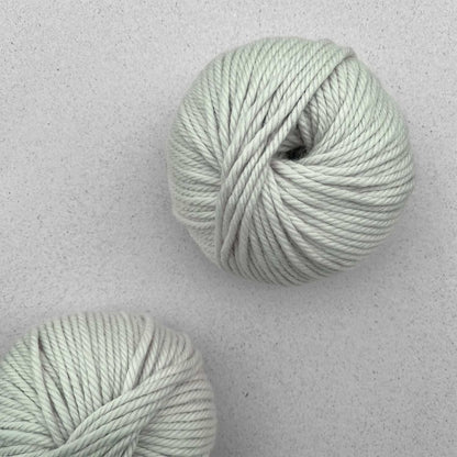 Maximo | cuddly soft and fluffy thick merino yarn 