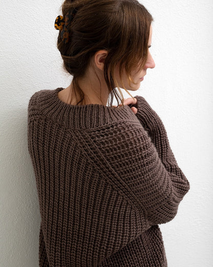 Clara Cardigan | lässige Jacke im Halbpatent aus Re:Treat Chunky Roving von West Yorkshire Spinners