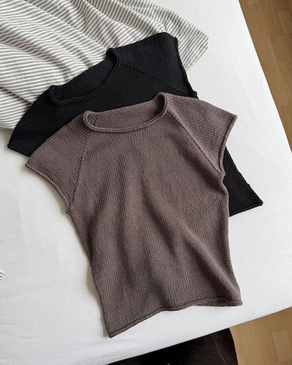 Mini Tee | simple et indéniablement beau de la collection Line de Sandnes Garn