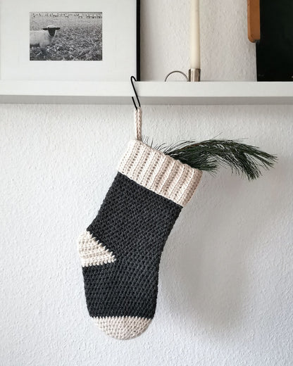 Nikolaus Strumpf | weihnachtlich aus Fritidsgarn von Sandnes Garn