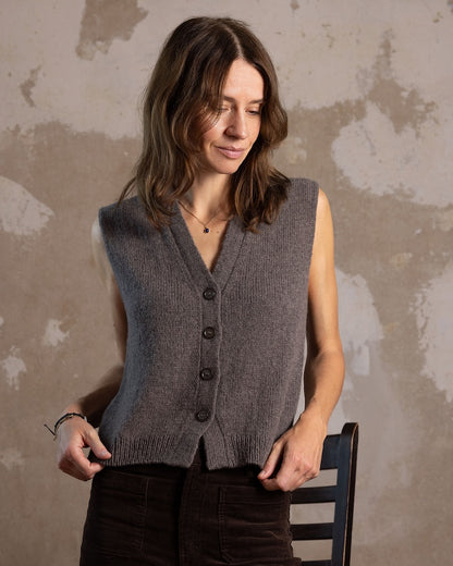 Toni Vest | lässige Weste aus Double Sunday von Sandnes Garn