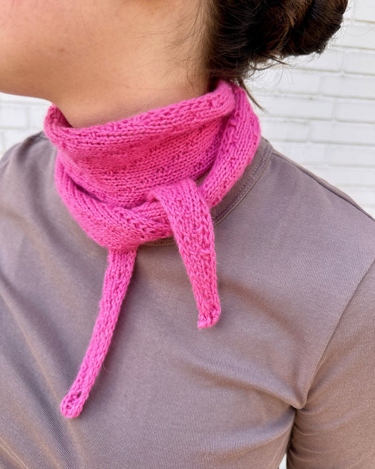 Rabea von gute-garne Pebble Scarf mit Cashmere von Sandnes Garn 3