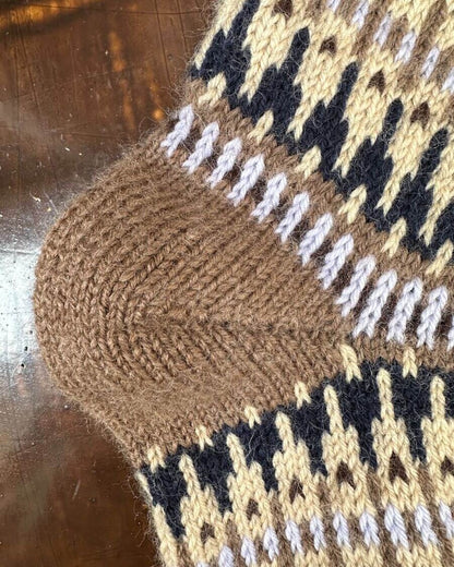 Celeste Weihnachtsstrumpf | mit feinem Norwegermuster aus Peer Gynt von Sandnes Garn