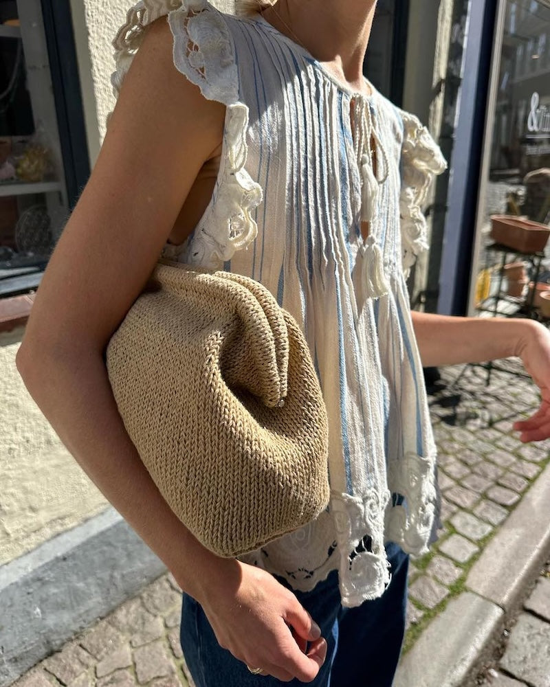 Cleo Clutch von PetiteKnit mit Crealino von Lang Yarns 1