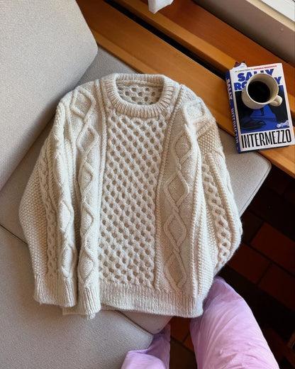 Dagmar Sweater | klassisches Zopfmuster aus Peer Gynt und Alpakka Folgetrad