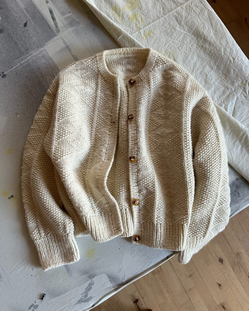 PetiteKnit Esther Jacket aus Fritidsgarn 4