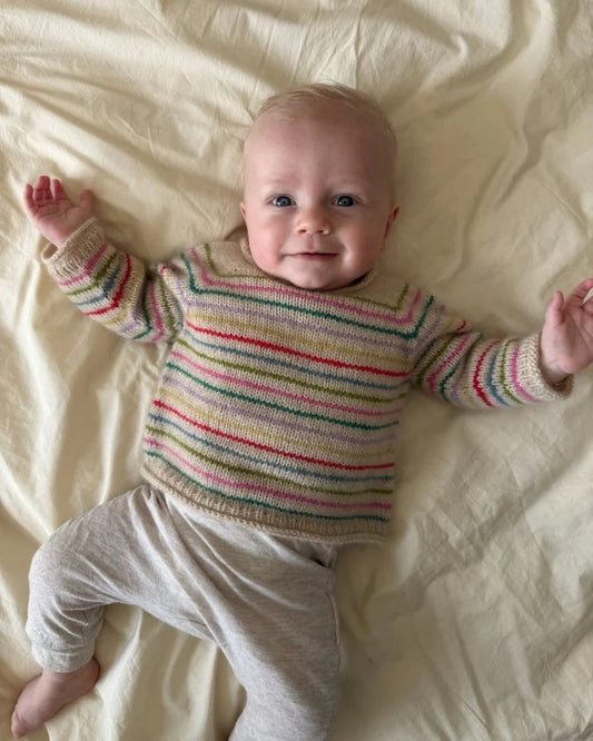 PetiteKnit Frankie Sweater Baby mit Classic Cashmere von Cardiff 1