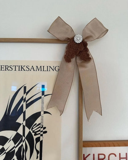 Holly Bow | festliche Schleife mit Gratisanleitung aus Classic Cashmere von Cardiff