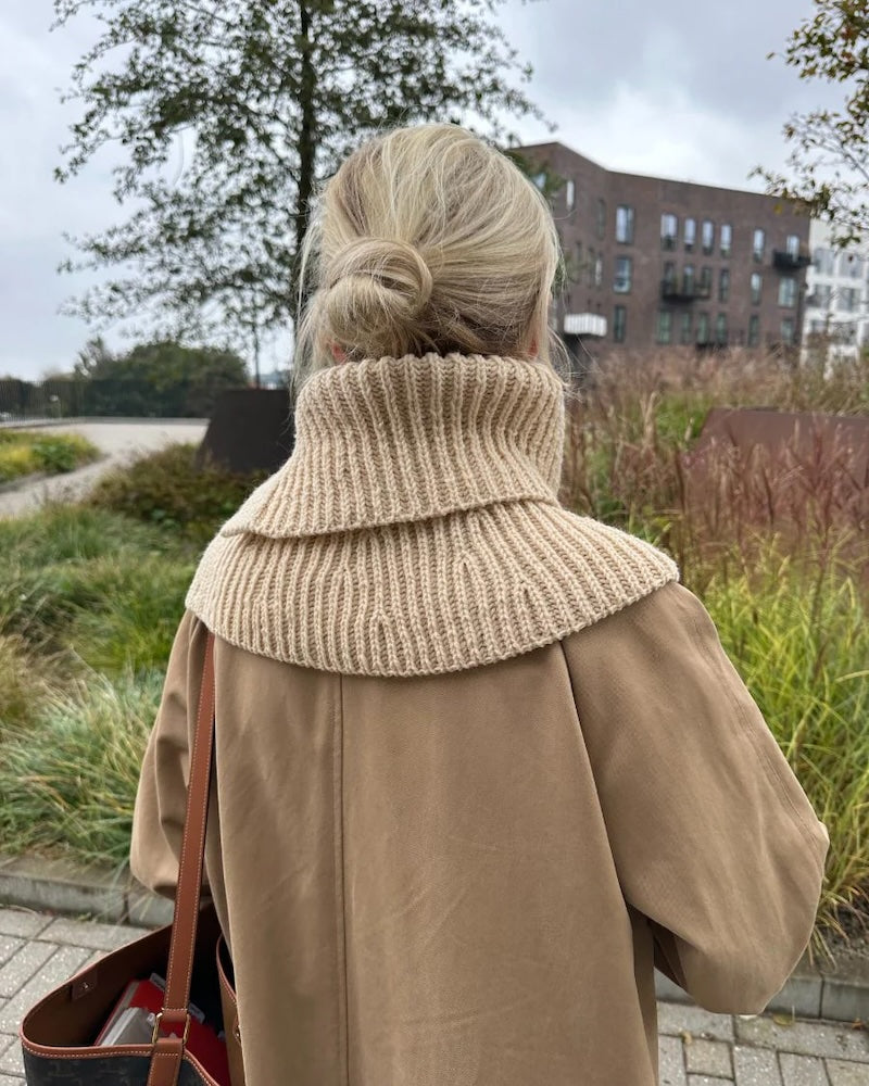 PetiteKnit November Neck mit Tibetan von Pascuali 4