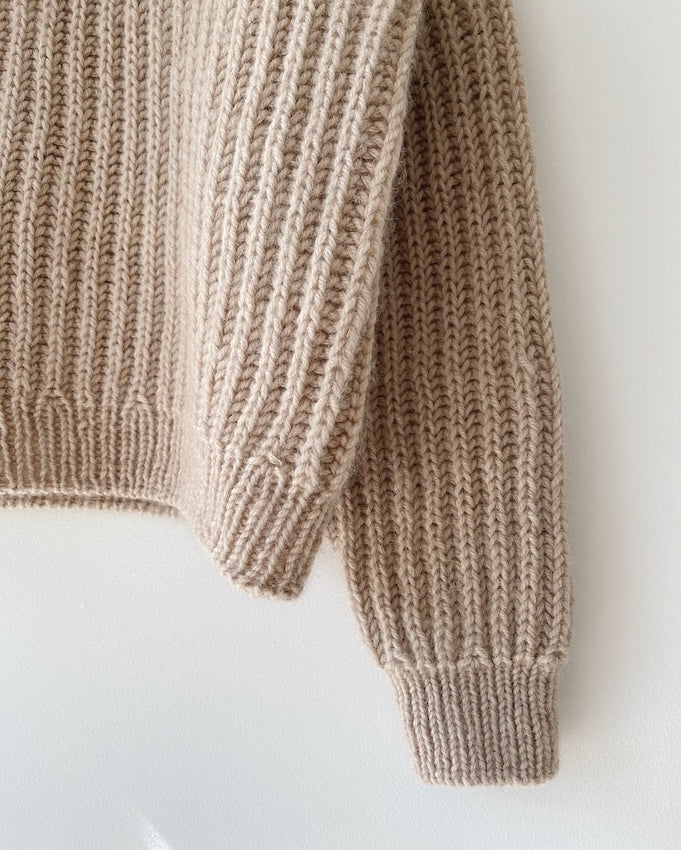 PetiteKnit September Sweater aus Peer Gynt mit Tynn Silk Mohair von Sandnes Garn 4
