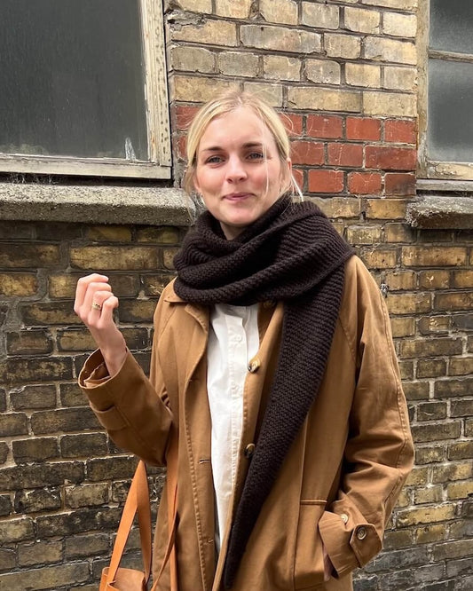 Sophie Shawl - Far | afslappet favorit i Far fra Woolfolk