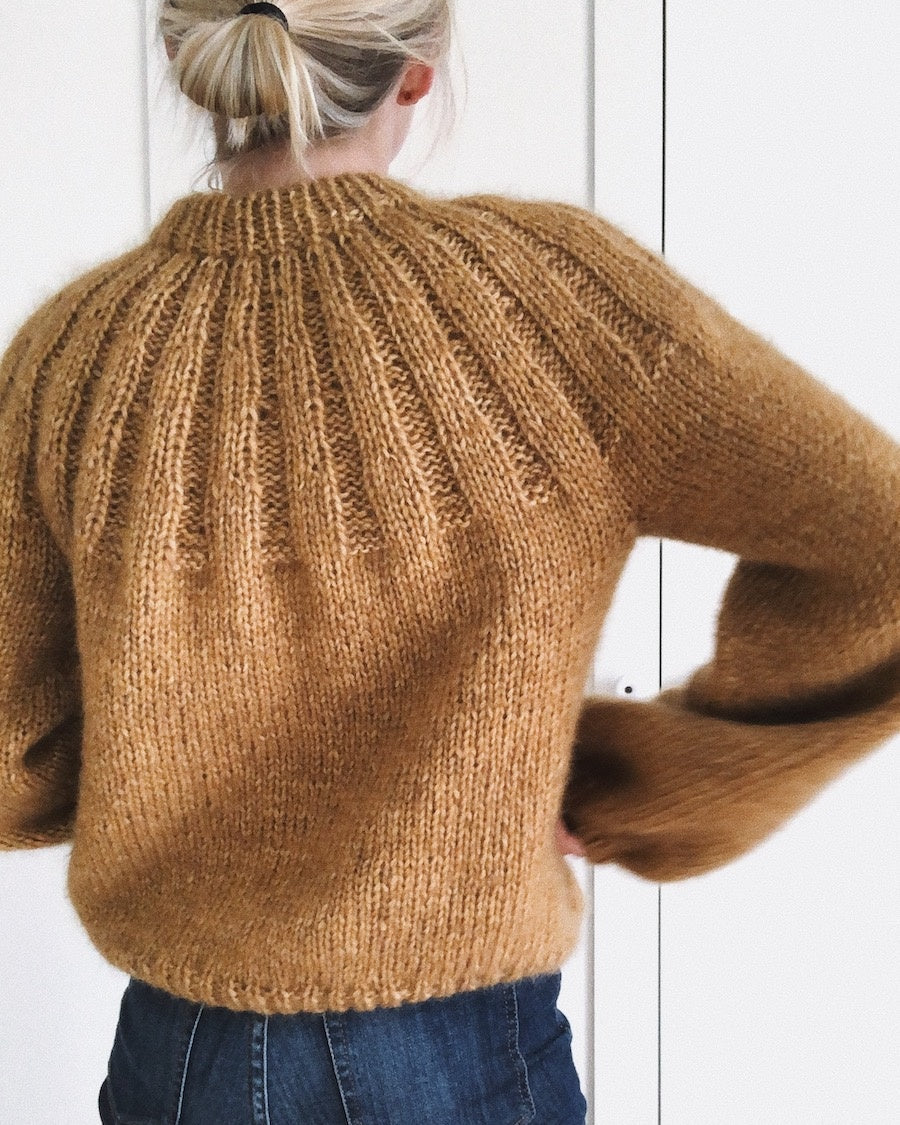 PetiteKnit, Sunday Sweater, braun 2