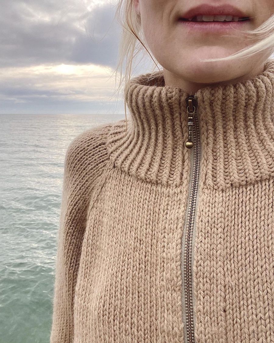 PetiteKnit Zipper Sweater beige 2
