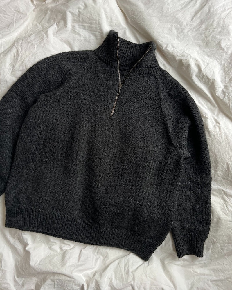 PetiteKnit Zipper Sweater Light aus Peer Gynt von Sandnes Garn 6