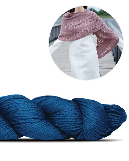 Tuch Play of Light | hulmønster i Cheeky Merino Joy fra Rosy Green Wool
