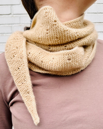 Rabea von gute-garne Fortune Cookie Shawl mit Classic Cashmere von Cardiff 5