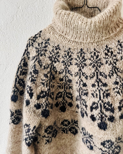 Blueberry Sweater | Beerenmuster aus Plötulopi und Tynn Silk Mohair