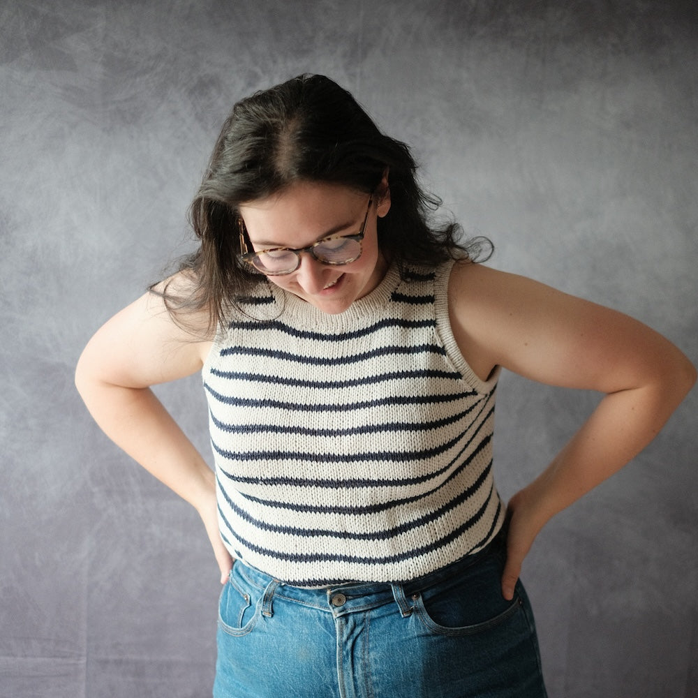 Rebecca Clow Tolsta Tank mit Line von Sandnes Garn 7