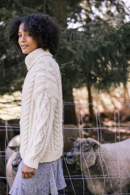 Haukiainen Strickpullover von Ronja Hakalehto mit Hygge Wool von Novita 3