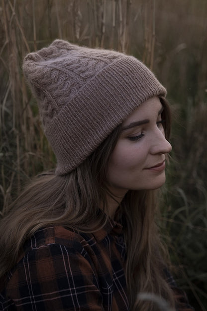 Heljä Mütze | extrem weiches Zopfmuster aus Classic Cashmere von Cardiff